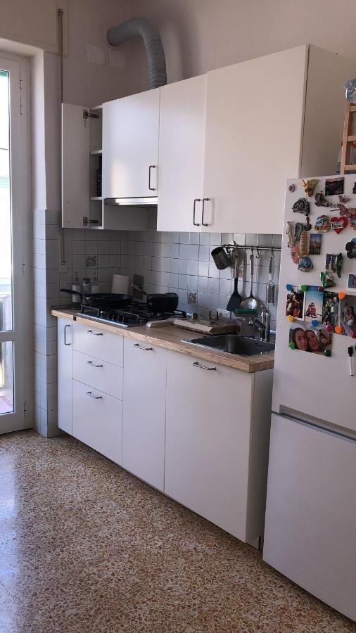 Dany'S Home Ливорно Екстериор снимка
